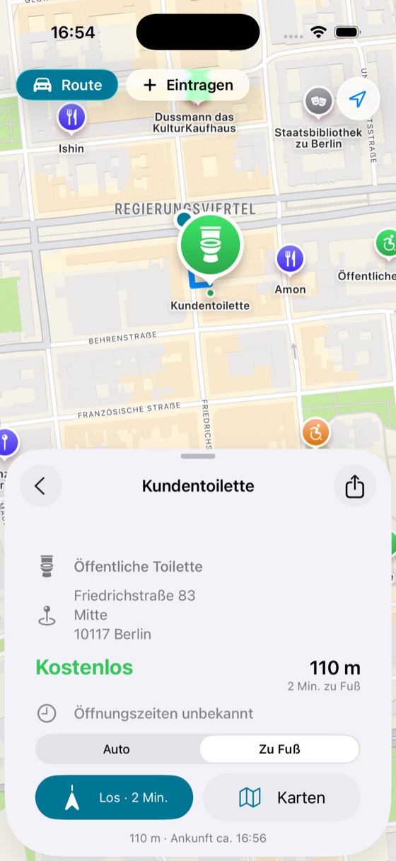 Detailansicht einer kostenlosen Toilette in der Friedrichstraße mit eingezeichnetem Fußweg, 110 Metern Entfernung und der Schaltfläche „Los · 2 Min.“.